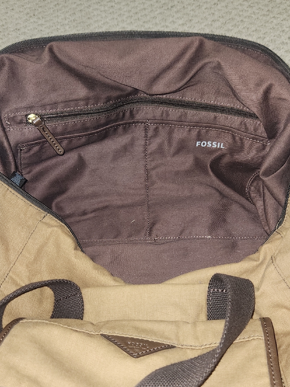 Fossil Men's Waxed Canvas & Leather Travel Duffel Bag - British Tan & Brown - Picture 10 of 16